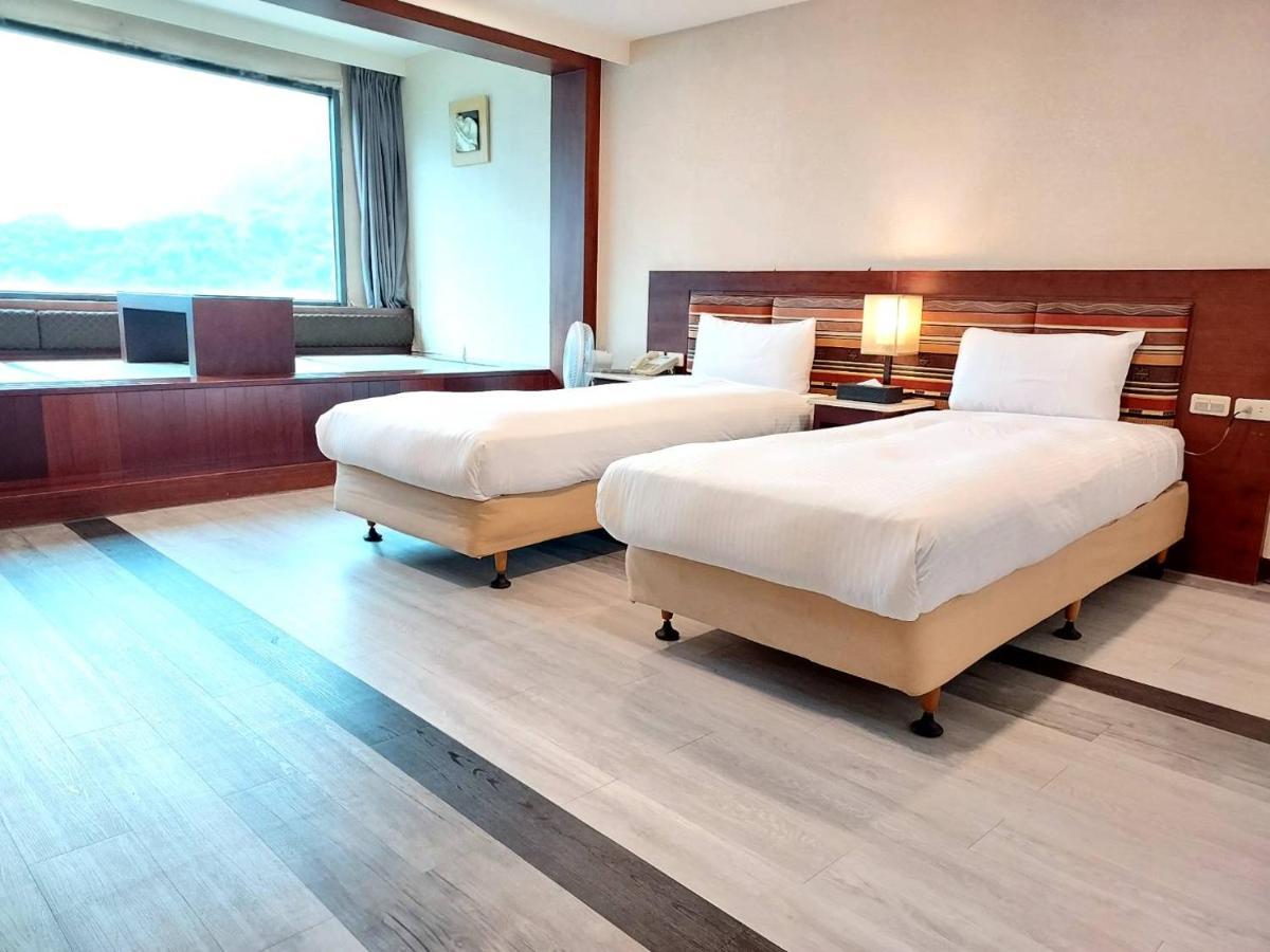 Four Season Beauty Resort Wulai Buitenkant foto