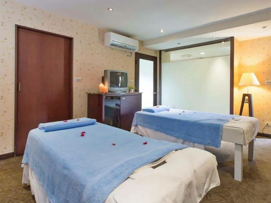 Four Season Beauty Resort Wulai Buitenkant foto
